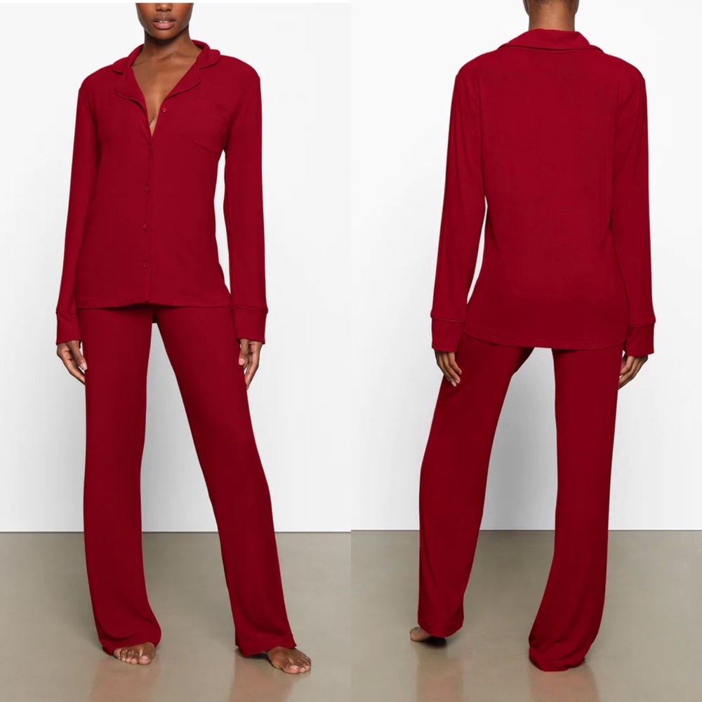 SKIMS - Soft Lounge Long Sleep Set - Red